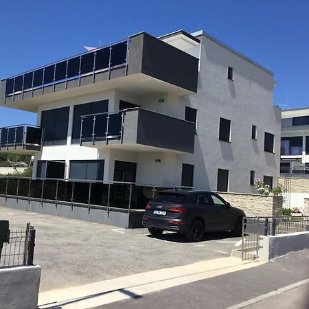 Black&White 1 Veglia Exterior foto
