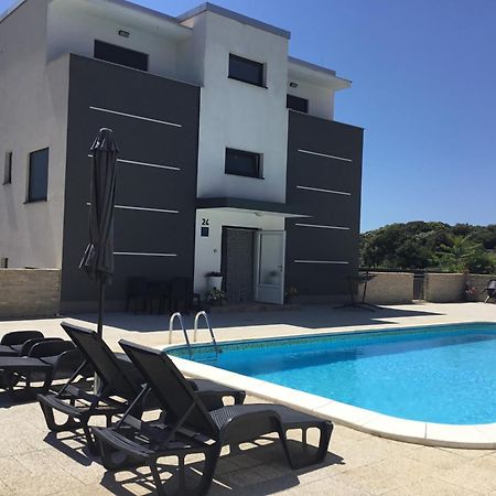 Black&White 1 Veglia Exterior foto